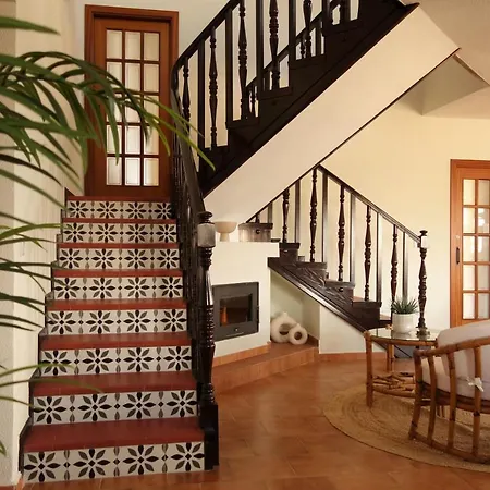 Boutique House, Colina Del Emperador מלון