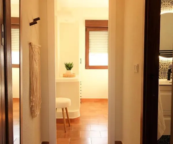 Boutique House, Colina Del Emperador