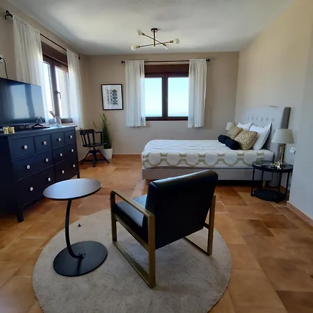 Boutique House, Colina Del Emperador Hotel