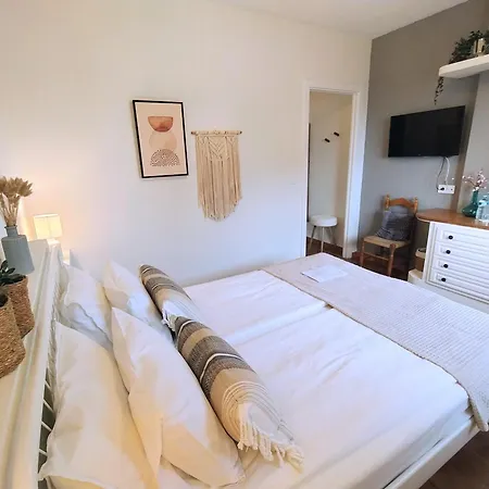 호텔 Boutique House, Colina Del Emperador 라망가델마르메노