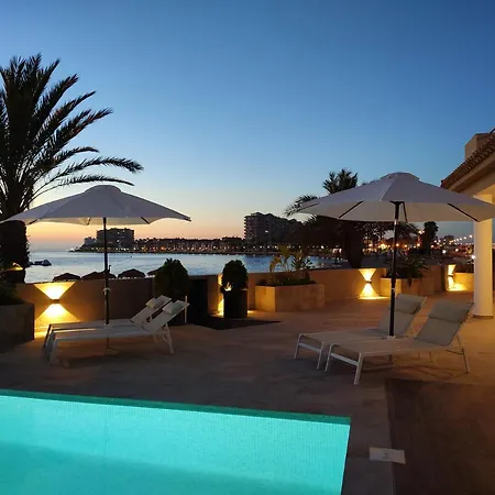 Boutique House, Colina Del Emperador 호텔